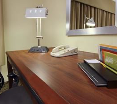 Hilton Garden Inn Columbus Airport - Columbus, OH