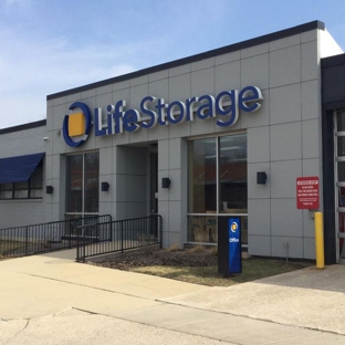 Life Storage - Morton Grove, IL