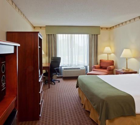 Holiday Inn Express & Suites North East - North East, MD