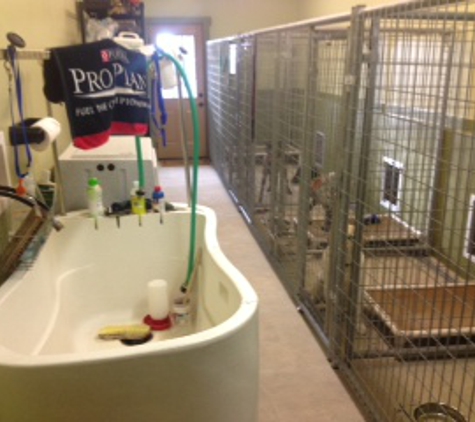 Kennels at Hunter's Place, LLC - Pacific, MO