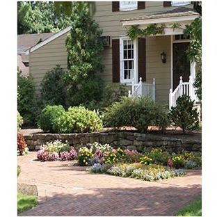 Scholl's Landscaping & Lawn Maintenance - Robbinsville, NJ