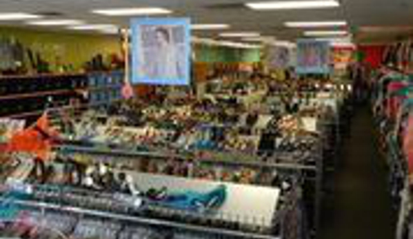 Plato's Closet - Anderson, SC