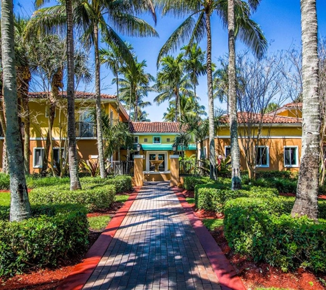 Coconut Palm Club Apartments - Coconut Creek, FL