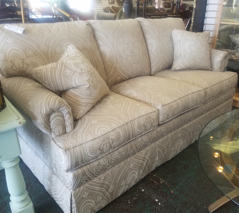 Better Than New Pre Owned Furniture - Longwood, FL. Beautiful Ethan Allen sofa