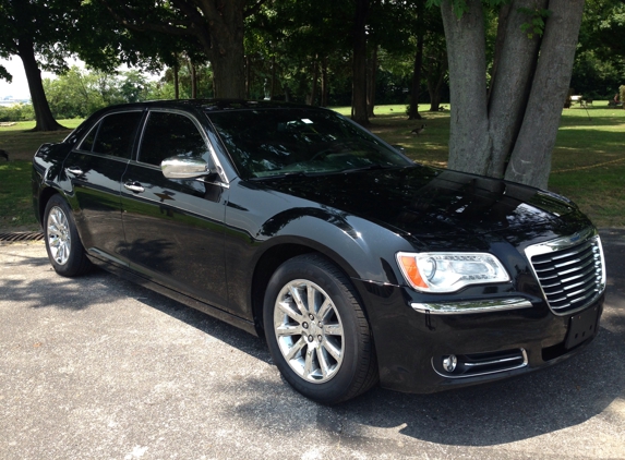 County Limo Airport Transportation Service - Folcroft, PA