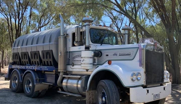 Richardson Bros Grader Hire Pty Ltd - Cardross, VIC