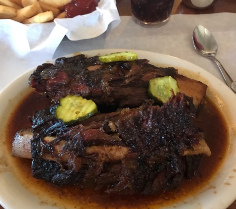 Hogly-Wogly Dr Tyler Tex BBQ - Panorama City, CA