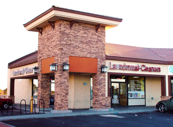 A FREE WASH LAUNDROMAT & CLEANERS - Las Vegas, NV