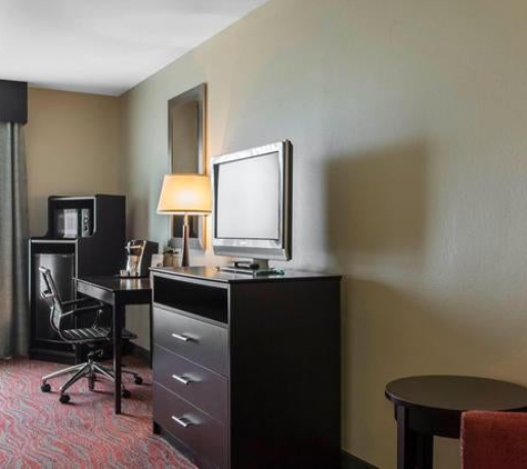 Holiday Inn Express & Suites Cullman - Cullman, AL