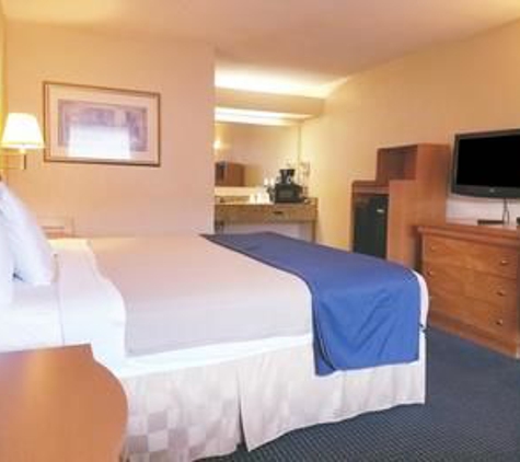 Americas Best Value Inn - South Hill, VA