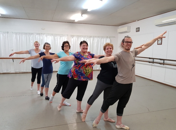 Ann Roberts School Of Dancing - Townsville City, QLD