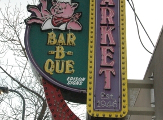 Market Bar-B-Que - Minneapolis, MN