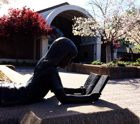 Pleasanton Public Library - Pleasanton, CA