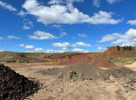 Bants Quarries - Panmure, VIC