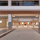 Apple Roosevelt Field