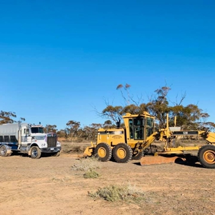 Richardson Bros Grader Hire Pty Ltd - Cardross, VIC