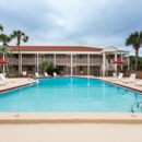 Super 8 by Wyndham Lake City - Hotels