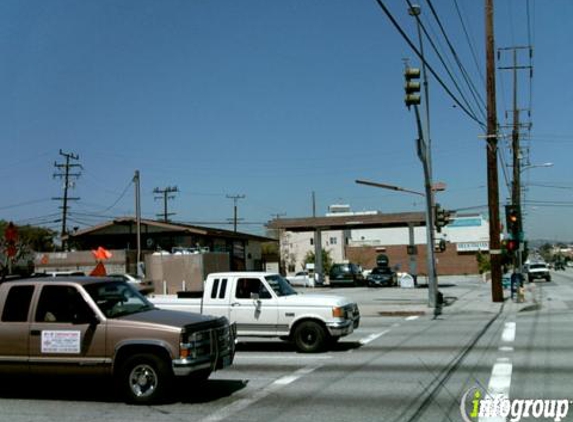 Cal's Auto Center - Culver City, CA