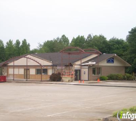 Mableton Pharmacy & Uniforms - Mableton, GA