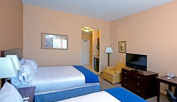 Holiday Inn Express & Suites Tucson - Tucson, AZ