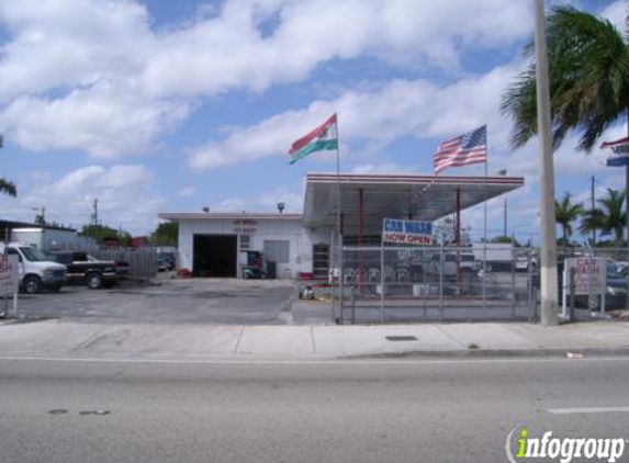 Hot Wheels Auto Brokers - Miami, FL