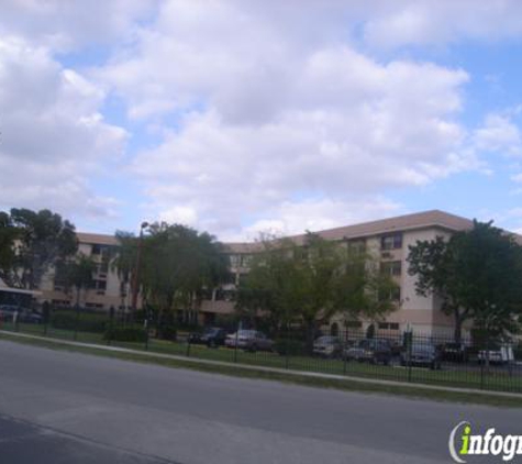 St John's Nursing Center - Lauderdale Lakes, FL