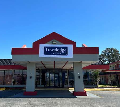 Travelodge by Wyndham Lumberton - Lumberton, NC