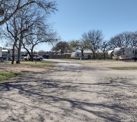 York Creek RV Park - New Braunfels, TX