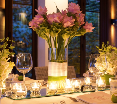 Boronia Exclusive Florists - Ballarat Central, VIC. We also offer a wedding bouquet and wedding function flowers service guaranteed to please.