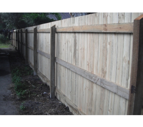 Craig Bundfuss Fencing - Tinbeerwah, QLD
