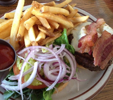 Winchesters Grill & Saloon - Ventura, CA