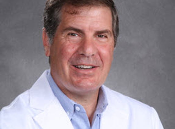 Michael L Seigle, MD - Elgin, IL