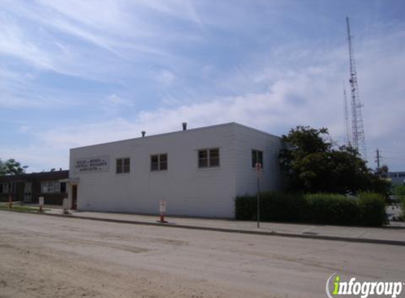 Willis & Moore Inc - Windsor Heights, IA