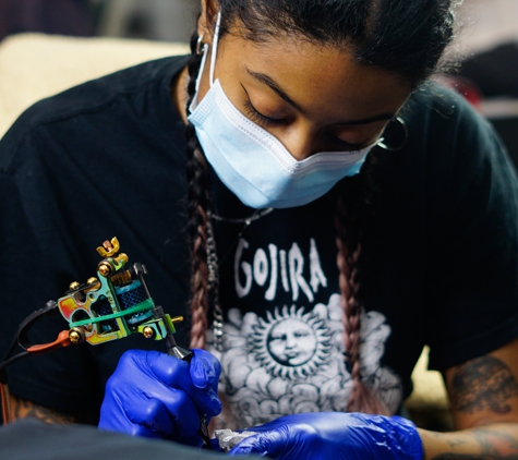 Skin Trade, LLC - New York, NY. @SKINTRADETATTOOS