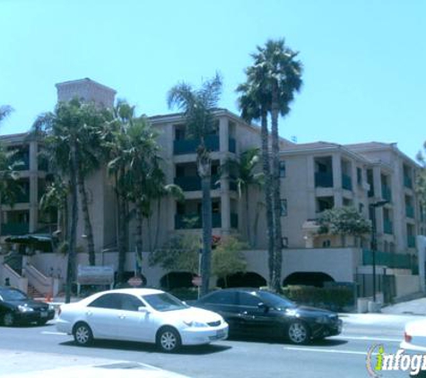 Broadway Plaza Apts - Santa Ana, CA