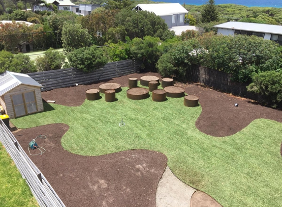 Jacaranda Landscapes - Wendouree, VIC