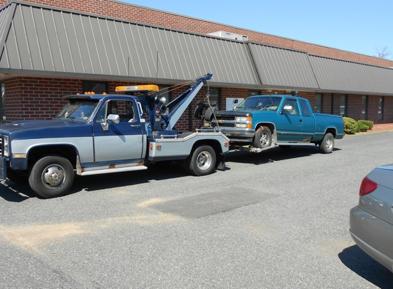 DT Towing and Recovery - Norristown, PA