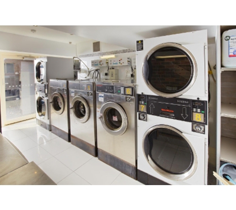 Jesmond Executive Villas - Jesmond, NSW