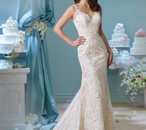 Elegant Occasions Gowns - Lincoln, NE