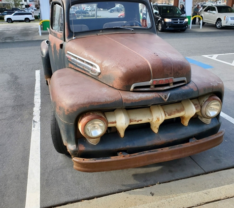 Executive Restoration - Mint Hill, NC. Someone at a gas station in Mint Hill that I met who is restoring this classic truck.
Got Rust? Got Mold? Got Time?
