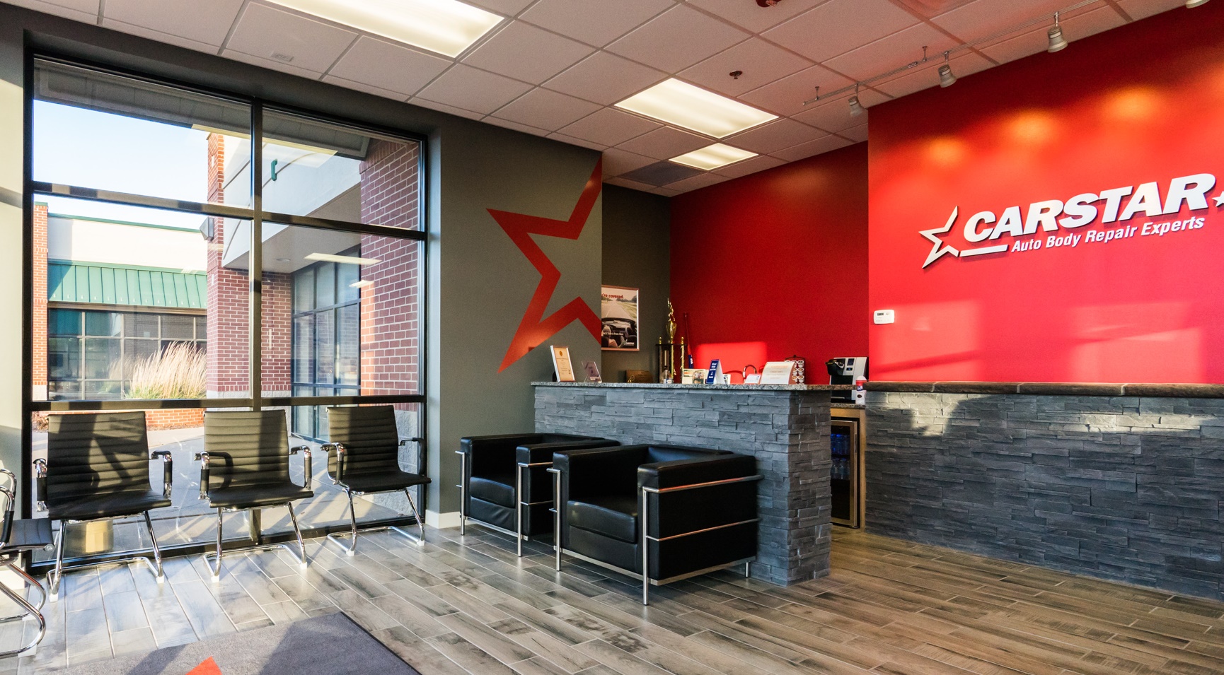 CARSTAR Don & Ron's Collision Center 5413 S 72nd St Ste 107, Omaha, NE