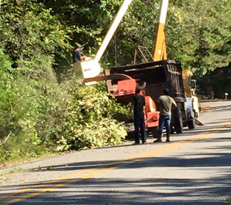 Munholland Tree Service - Monroe, LA