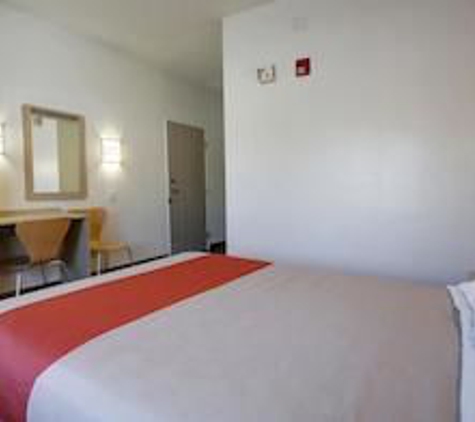 Motel 6 - Lehi, UT