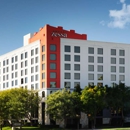 Hotel Zessa Orange County Airport, A DoubleTree by Hilton - Hotels
