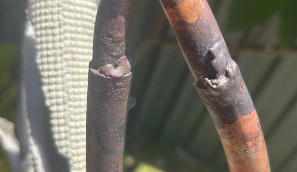 Alpha Electrical Contractors Ec8508 - Fremantle, WA. More shoddy joins!