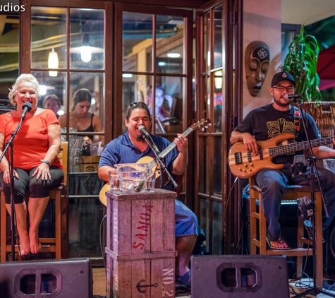 Tiki's Grill & Bar - Honolulu, HI