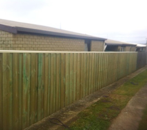 Gills Gate and Fencing - Wynyard, TAS. Our Team Is Highly Trained With Many Years Of Experience