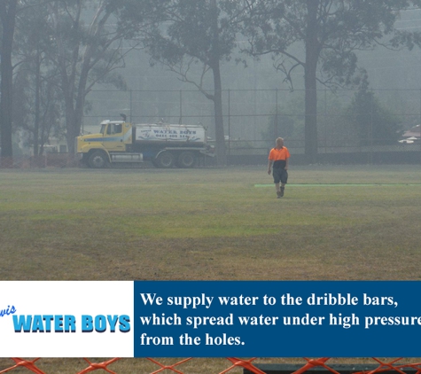 Lewis Waterboys - Tennyson, NSW. We supply water to the dribble bars, which spread water under high pressure from the holes.