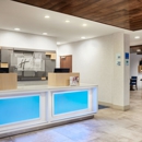 Holiday Inn Express & Suites Salem by IHG - Hotels