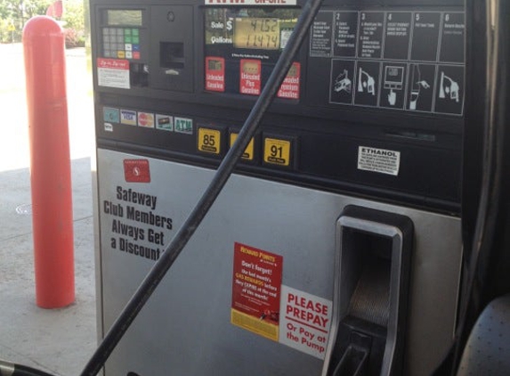 Safeway Fuel Station - Englewood, CO